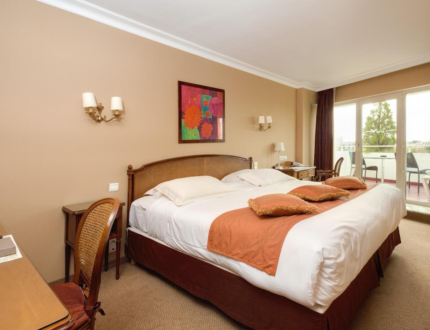 Best Western Plus Cannes Riviera Экстерьер фото